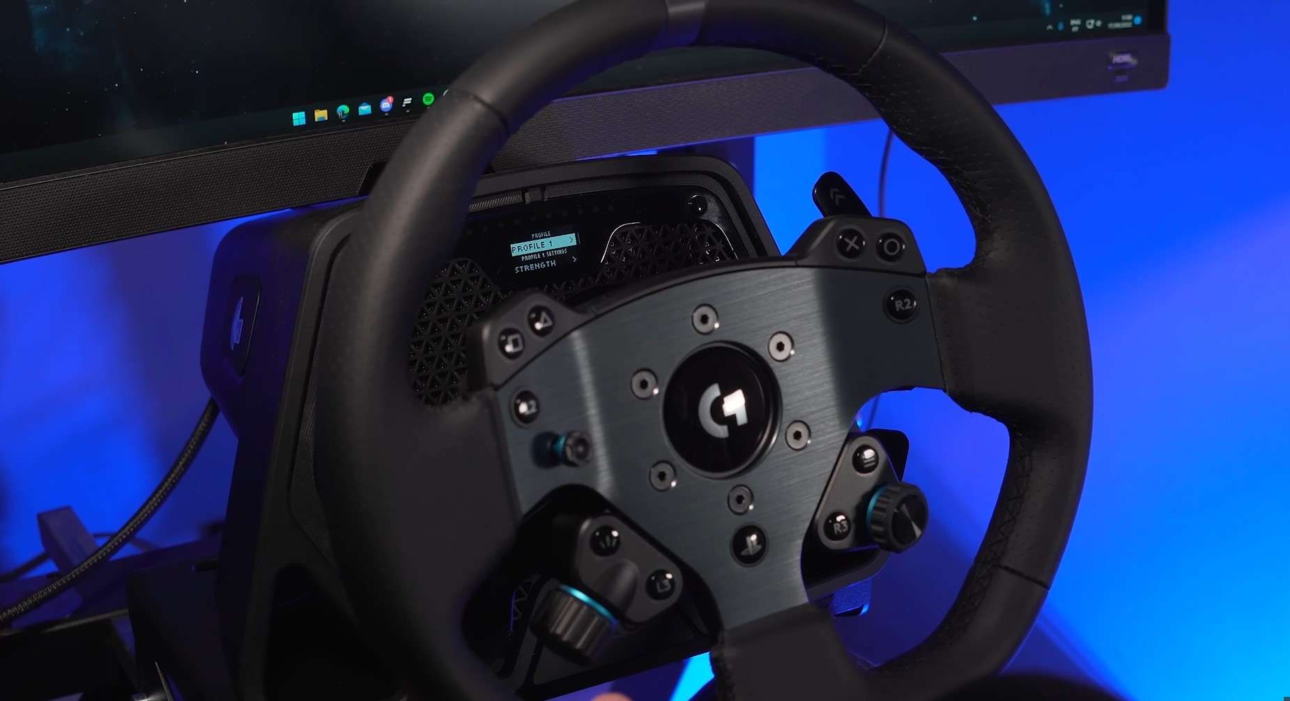 Logitech Pro Wheel OLED Display